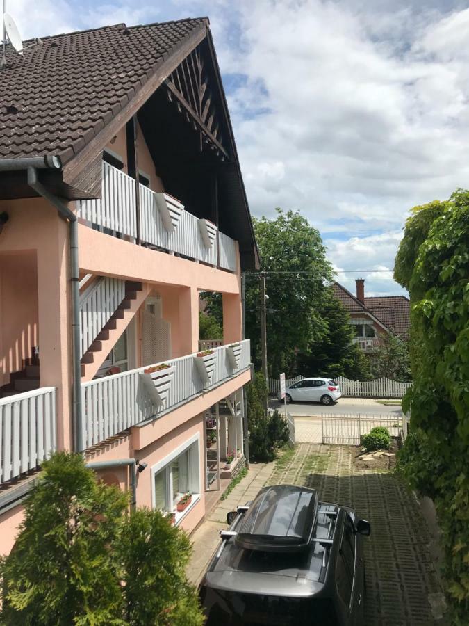 Friends Villa Apartments 2 Hévíz Екстериор снимка